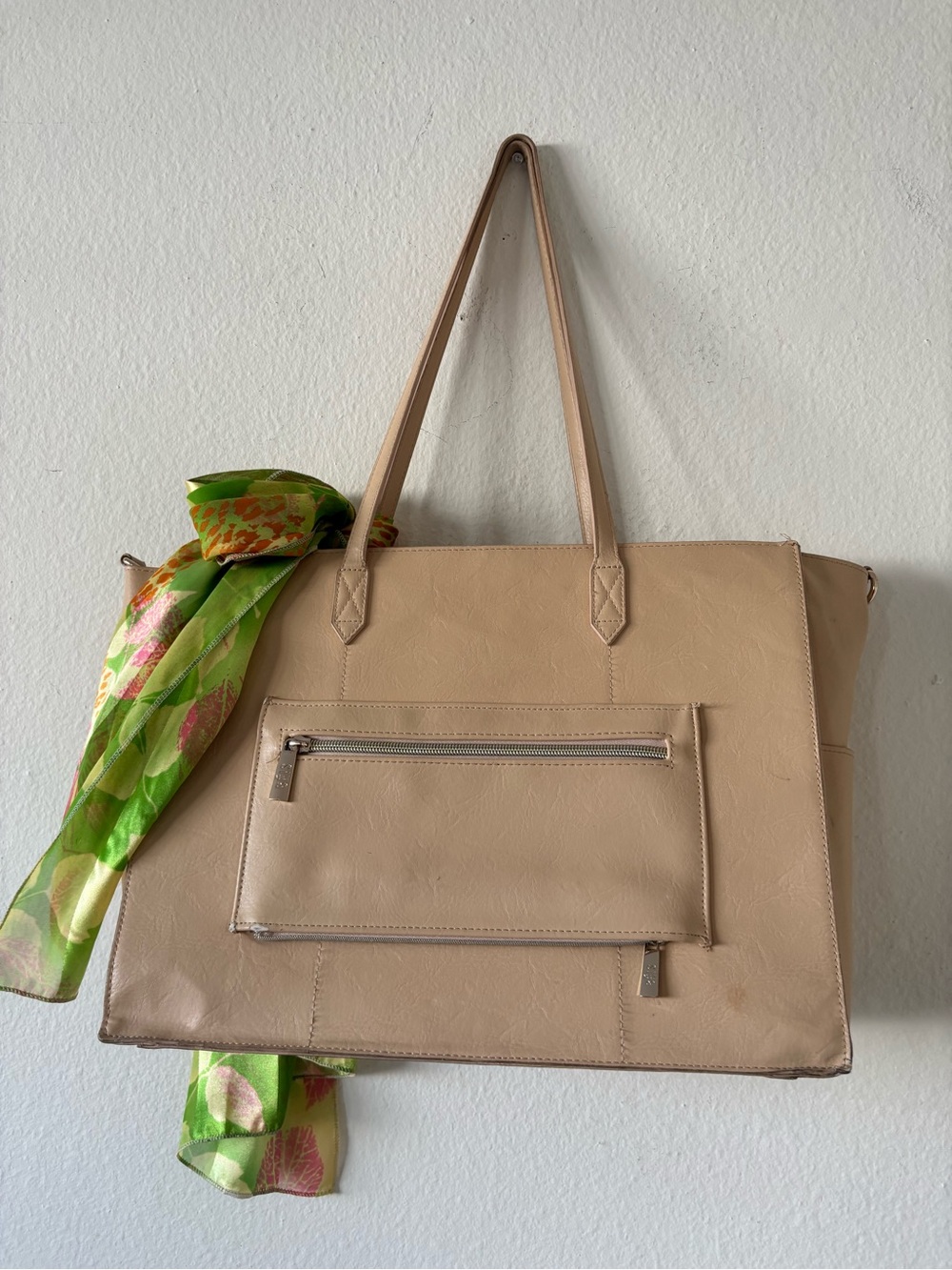 Pre owned Béis cream The Work Tote leather tote bag